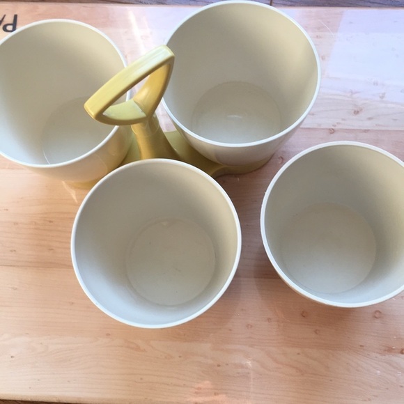 Tupperware serving tray platter with bowls - Picture 10 of 14